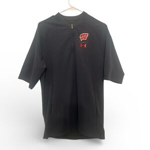 Wisconsin Badgers Under Armour Cage Short Sleeve Men's Quarter-Zip Gray- small
